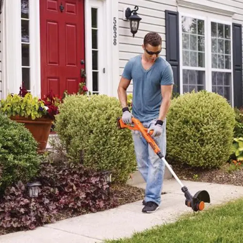 Aparador de Grama A Bateria 20V LST201 Black Decker