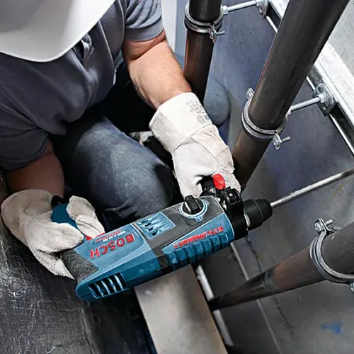 Martelete Perfurador SDS Plus 550W GBH 2-18RE Bosch