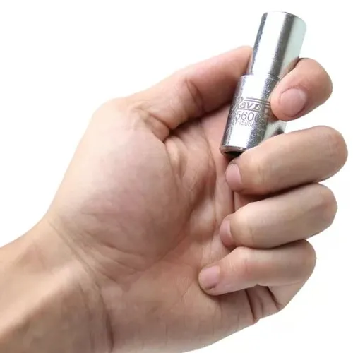 Soquete Pentagonal para o Parafuso das Pinças de Freio Traseiras da Renault Master - RAVEN-156001