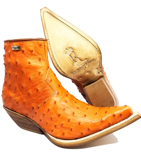 Bota Reizinho Premium Couro De Avestruz Cheio Laranja Limited Edition - Cano Curto, Bico Fino, Solado Couro Artesanal