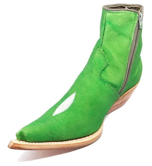 Bota Reizinho Premium Couro De Arraia Green Limited Edition - Cano Curto, Bico Fino, Solado De Couro Artesanal